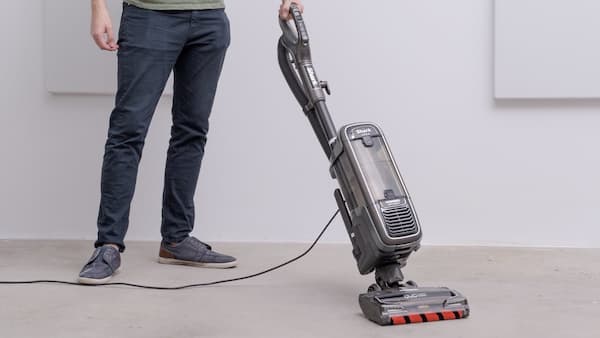 shark-vacuum-cleaner